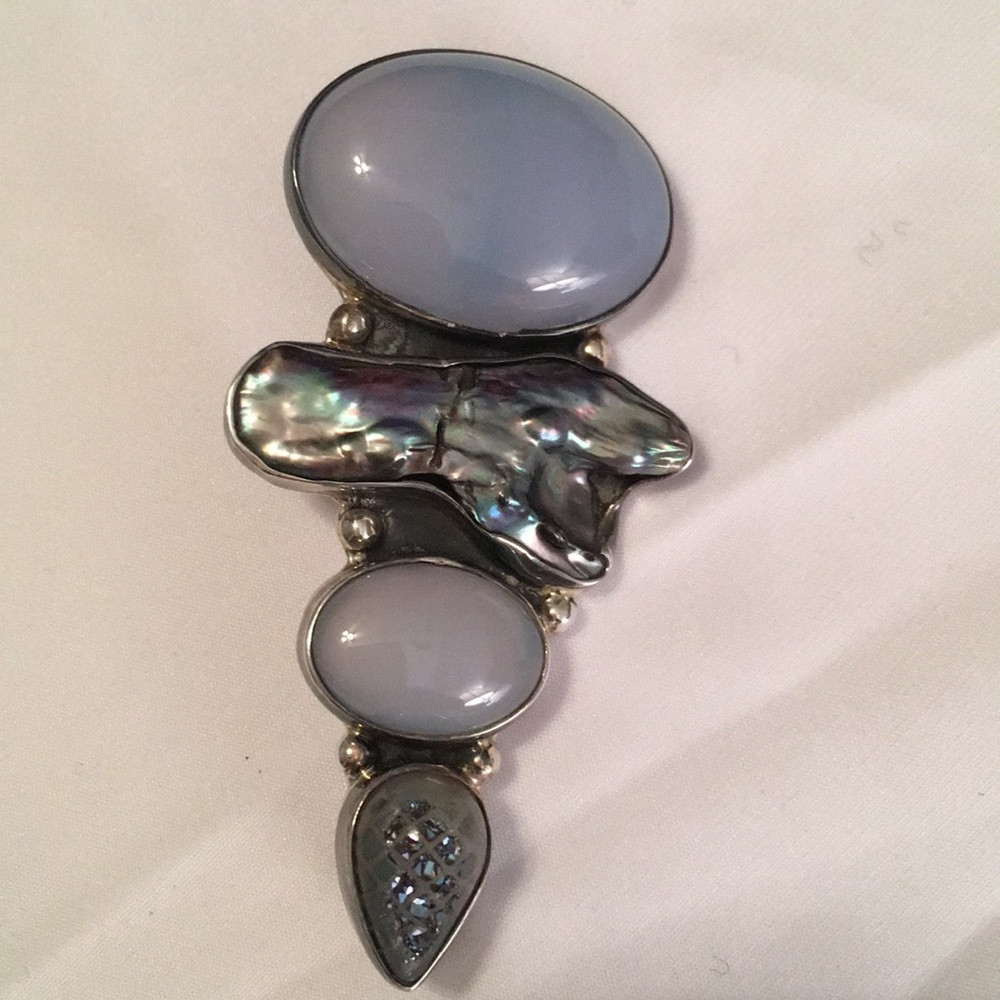 Amy Khan Russell Brooch Pendant
